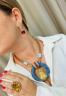 Brinco Francisca com strass e castanha marrom