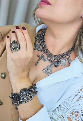 Colar Fé Infinita com pingente de cruz nossa senhora aparecida e divino espirito santo banhados no grafite