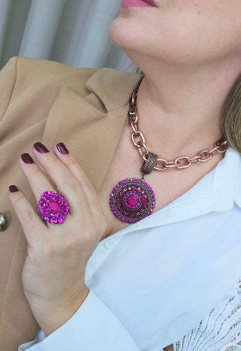Anel Damaris vintage com strass fucsia