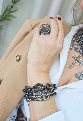 Pulseira Lumier com correntes e pedras grafites