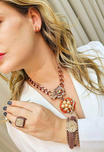 Anel Valeska com strass light peach banhado no vintage