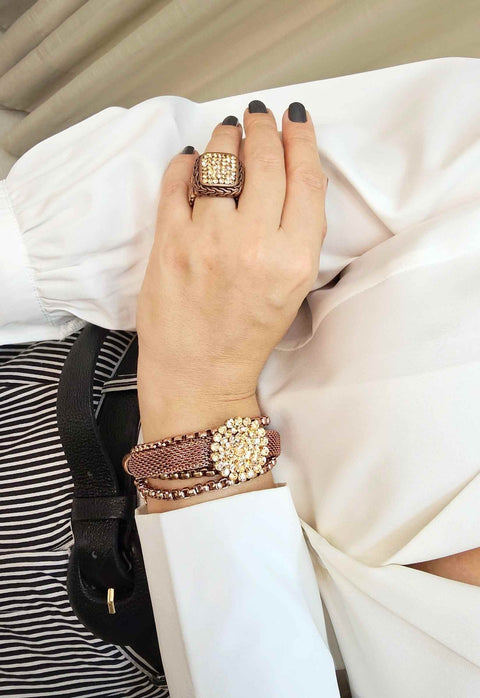 Anel Valeska com strass light peach banhado no vintage