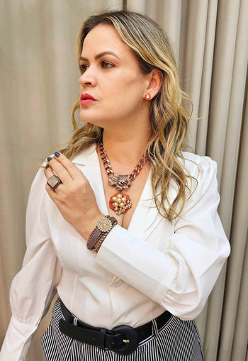 Anel Valeska com strass light peach banhado no vintage