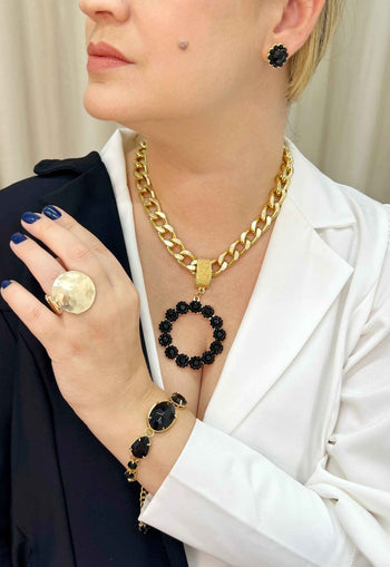 Pulseira Raika black banhada no dourado