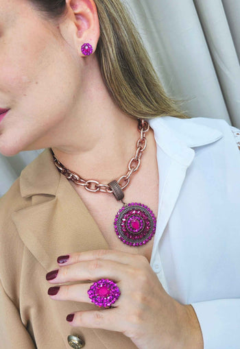 Brinco Damaris vintage oval com strass fucsia
