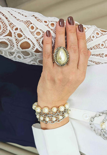 Anel Contemporâneo prata com pedras black diamond e perola