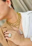 Colar Alure de gota furta cor banhado no dourado