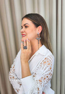 Brinco Gigi onix com pedras cristais e hematite e franjas grafite
