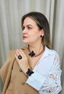 Colar Empoderada com pingente de borboleta preta e elos vintge