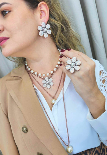 Anel de Flor Bahamas com strass light opal banhado no vintage