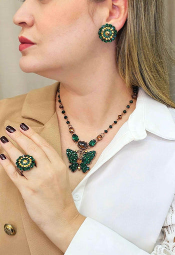 Anel Graciosa redondo com pedras verdes