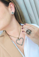 Colar Silene ouro velho com pingente de coração black diamond e corrente veneziana