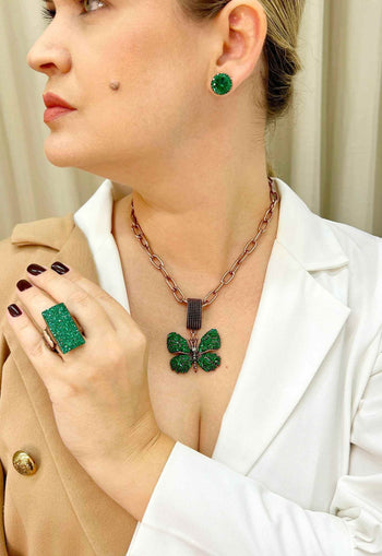 Brinco Vick esmeralda banhado no vintage