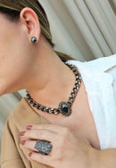 Choker Aurélia com pingente grafite