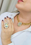 Choker Aurélia Dourada com pingente boreal