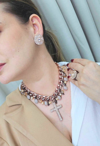 Colar Condessa vintage com pedras e pingente de crucifixo gold quartz