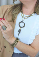 Colar Sheo ouro velho com pingente e pedras black diamond