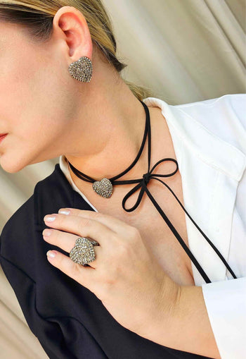 Anel de coração Tivoli com strass black diamond banhado no grafite