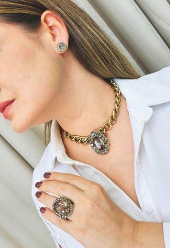 Choker Aurélia ouro velho com pingente black diamond