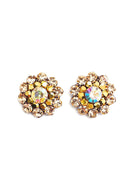 Brinco Majestade vintage com strass light peach doruado e boreal