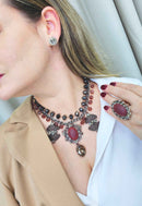 Colar Heloara vintage com pedras vinho hematite e black diamond