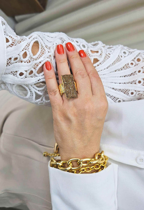 Anel Rebeca gold com pedras smoked