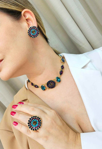 Anel Atena dourado com pedras coloridas