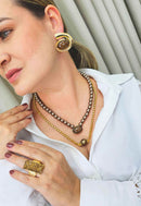 Colar Doha gold com bolas marrons e correntes douradas