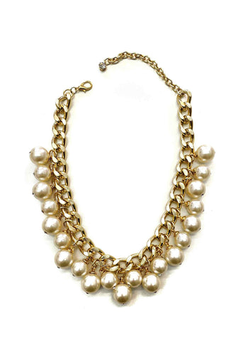 Colar Nostalgia Classic com perolas banhado no dourado