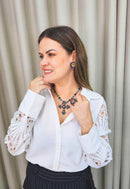 Colar Diva de crucifixo azul e ametista banhado no vintage