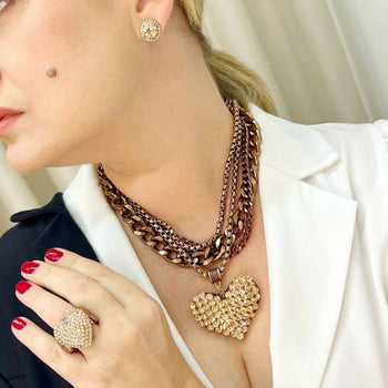 Brinco Vick Valentina peach com strass banhado no vintage