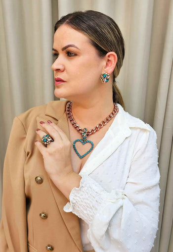 Colar Robin com pingente de coração blue zircon