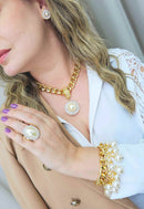 Colar Poesia gold com pingente cristal e perola banhado no dourado