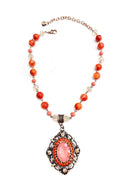 Colar Camarote com pignente e pedras coral