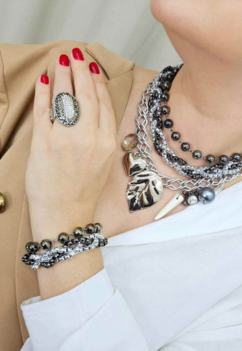 Pulseira Deslumbrante mix com bolas onix e correntes venezianas