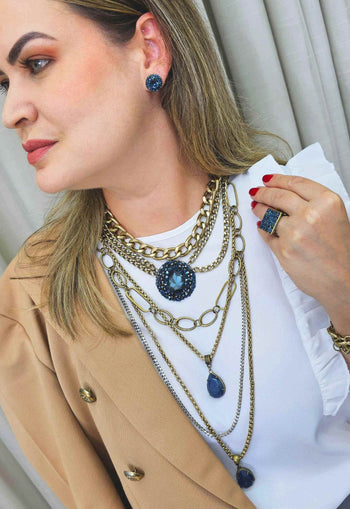 Brinco vick Sanui azul banhado no ouro velho