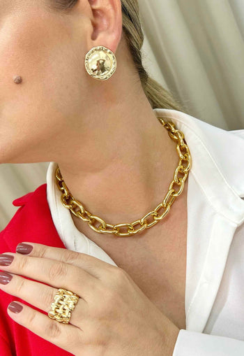 Colar choker Scarlet gold de elos dourados