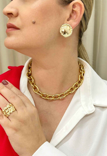 Colar choker Scarlet gold de elos dourados
