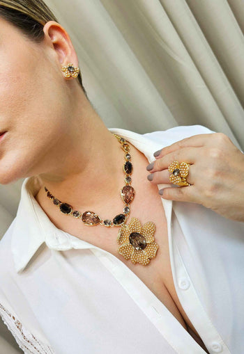 Anel Florência de flor dourado com perolas