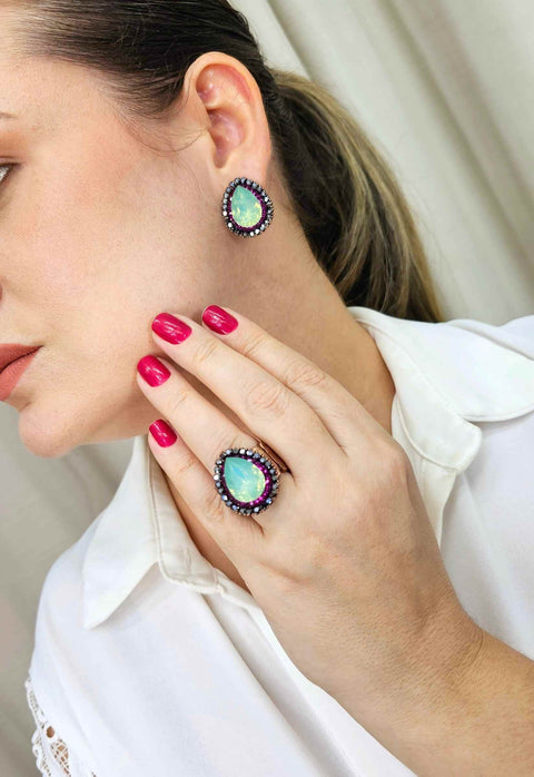 Brinco Analu com pedras coloridas banhado no vintage