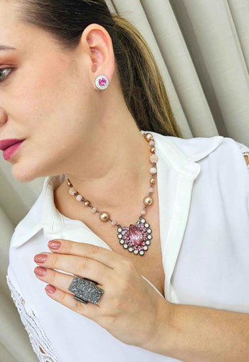 Brinco vick Marisa rosa e opal banhado no grafite