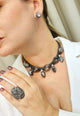 Colar Romana Onix com malha grafite e pedras