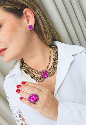 Colar Maria Isabel de coração fuchsia e correntes ouro velho