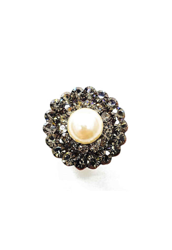 Anel Alegrar redondo com pedras black diamond e perola banhado no vintage