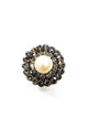 Anel Alegrar redondo com pedras black diamond e perola banhado no vintage