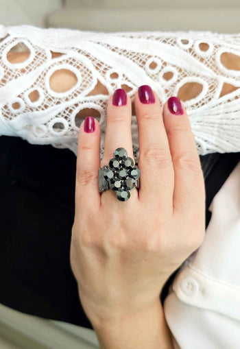 Anel Estilo com pedras hematite