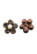 Brinco Alegrar de flor com pedras black diamond e perola banhado no vintage