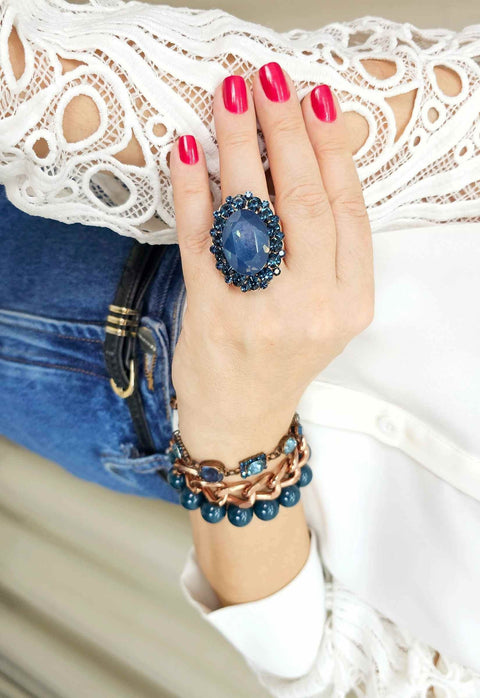 Anel Fashion oval com pedras montana banhado no vintage