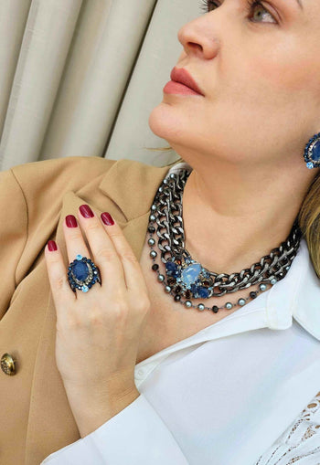 Anel Divinidade onix com pedras azuis