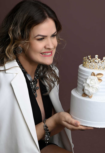 Pulseira Zoraide com mix de pingentes, resinas e correntaria onix